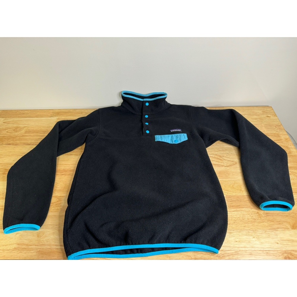 Women's Patagonia Synchilla 1/4 Snap Fleece Pull Over Sweater Black & Blue